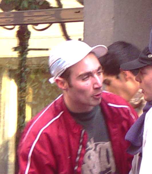 Si vous voulez voir le texte de la chanson, cliquez sur la photo